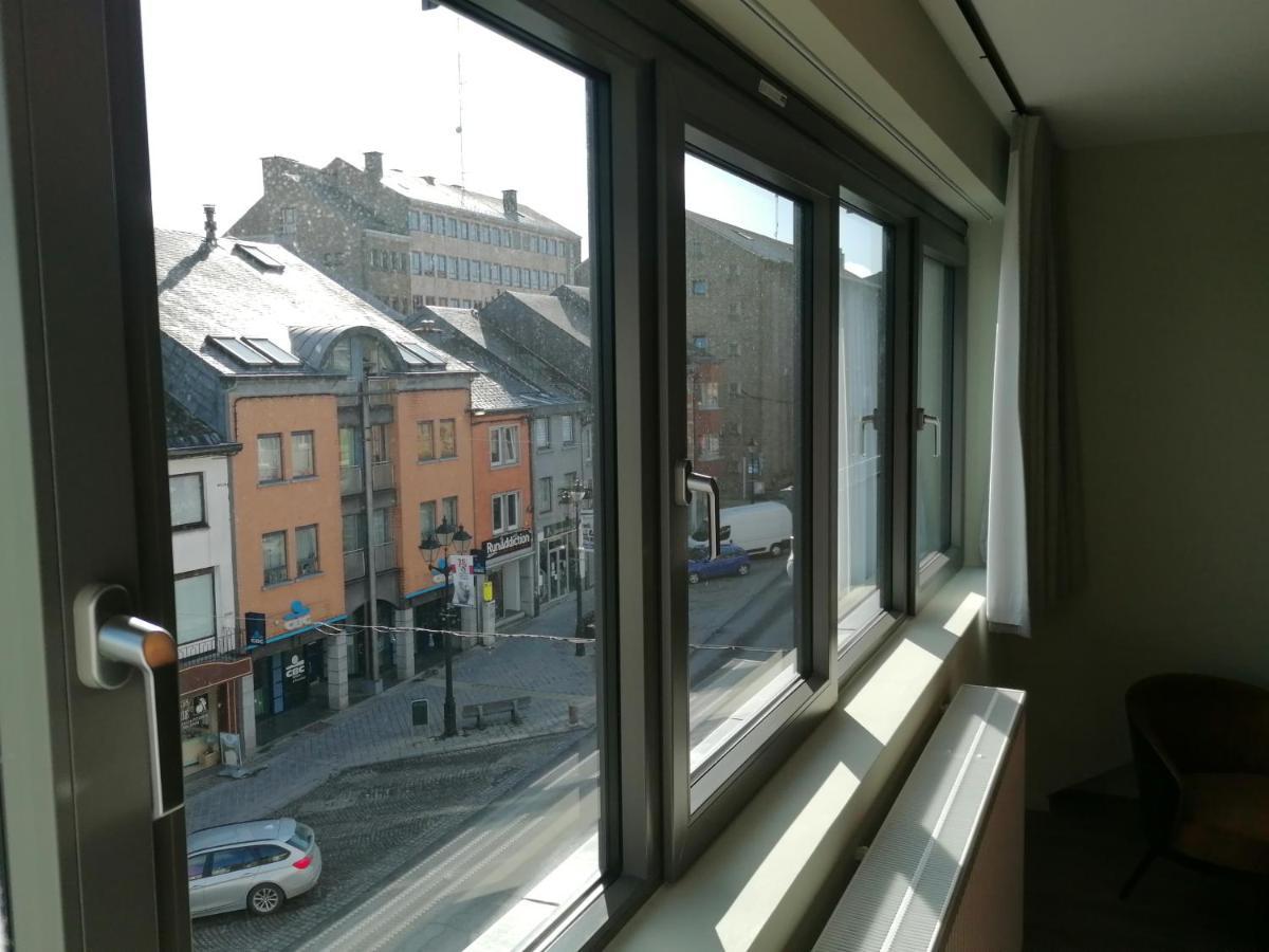 Appart Hotel En Ville バストーニュ エクステリア 写真