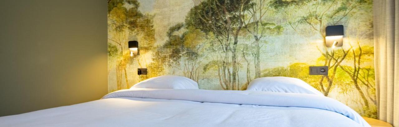 Appart Hotel En Ville バストーニュ エクステリア 写真