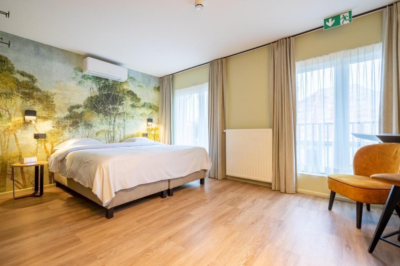 Appart Hotel En Ville バストーニュ エクステリア 写真