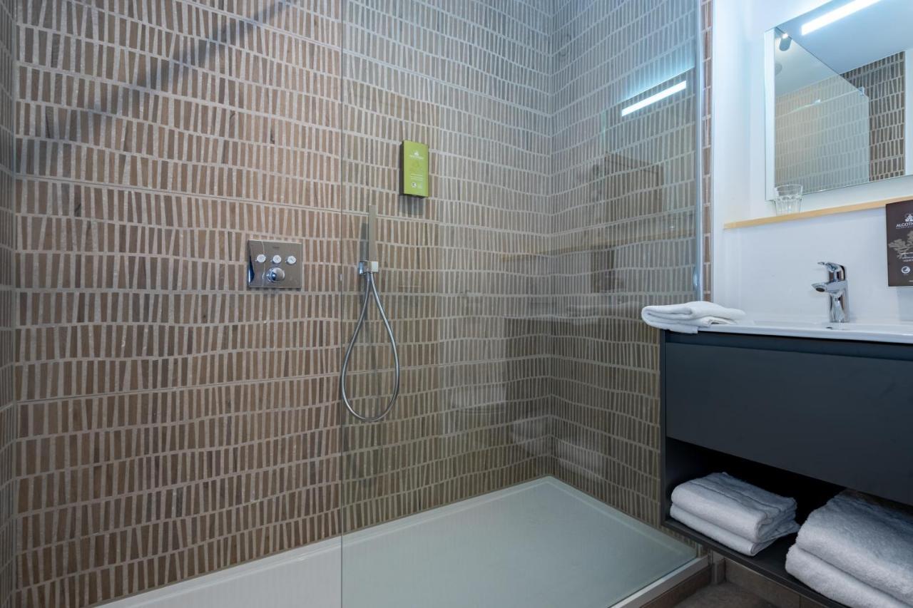 Appart Hotel En Ville バストーニュ エクステリア 写真